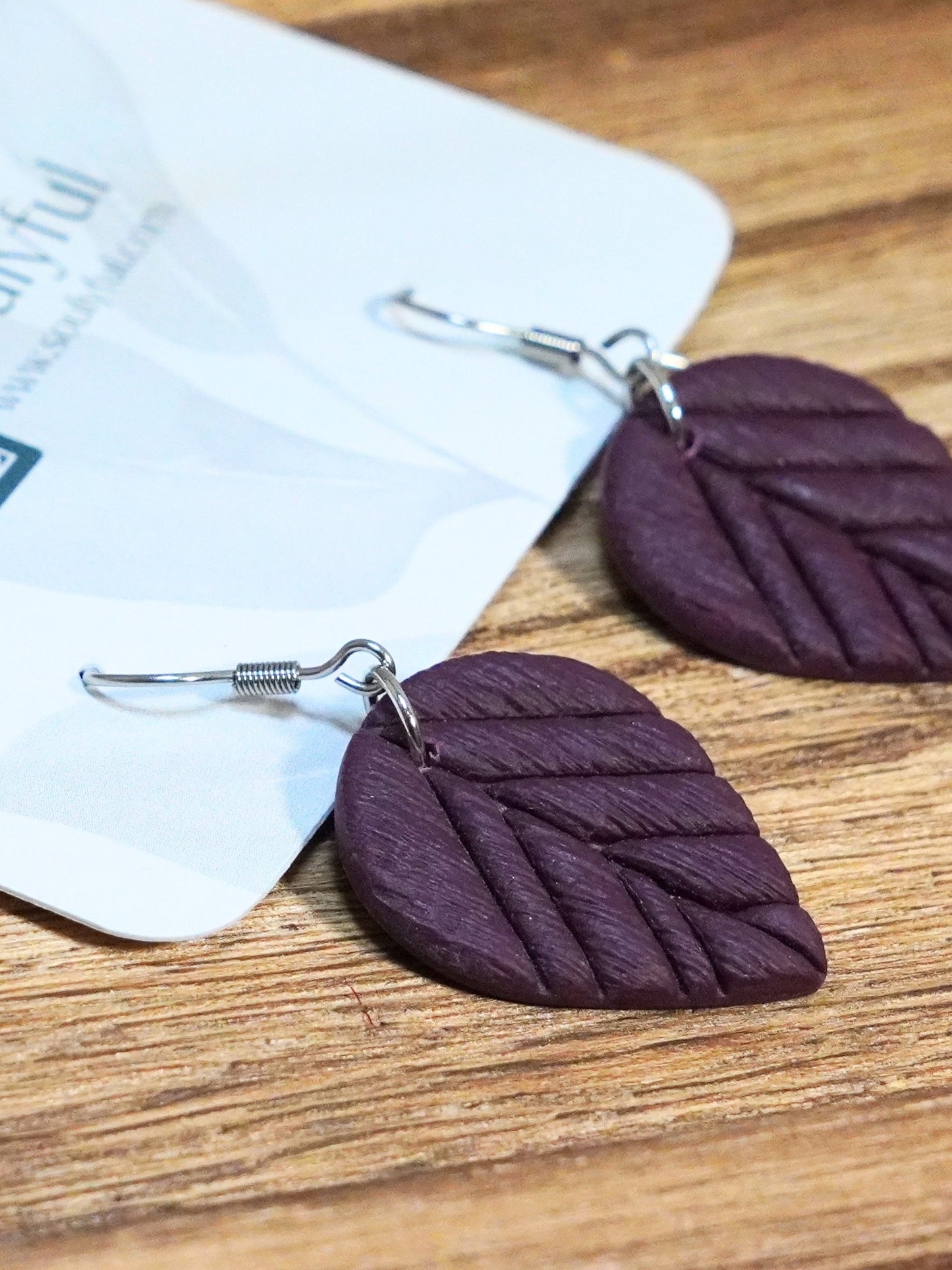 Ohrringe "Leafy Whisper" - Hängerchen silber- oder goldfarben auswählbar