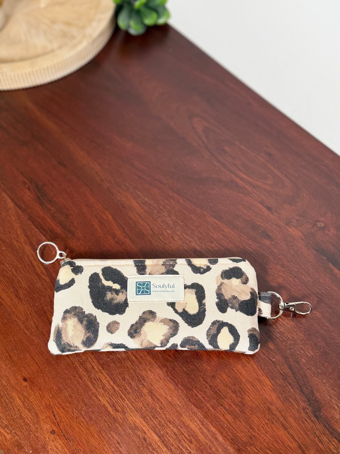 Schlüssel-Etui "Leo" mit Karabiner