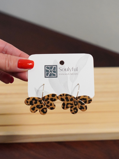 Creolen "Petal Flow" - Creolenfarbe silber- oder goldfarben auswählbar