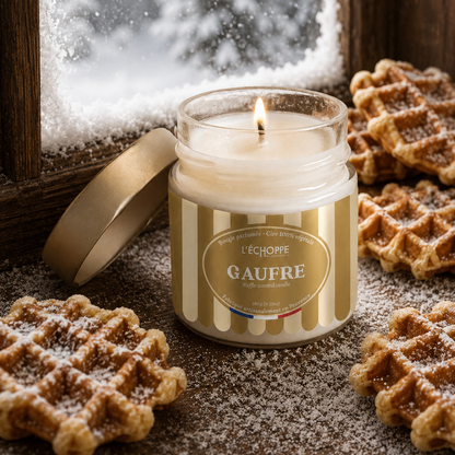 Duftkerze „Waffel“ Winter-Edition von L’Échoppe Buissonnière im Glas mit Metalldeckel