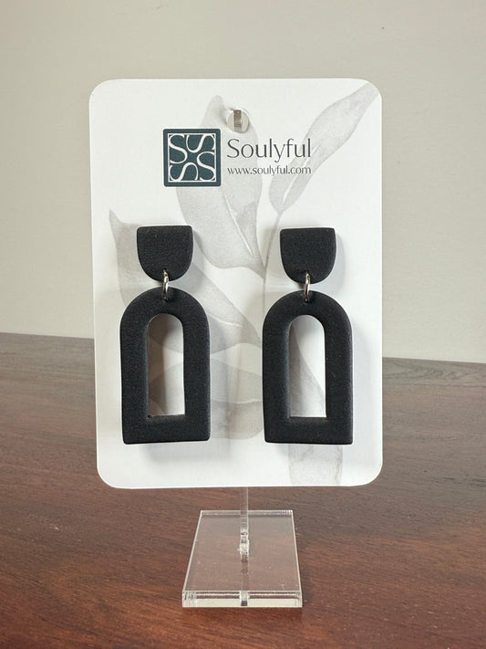 Ohrringe "Black Velvet Medium" - Hardwarefarbe auswählbar