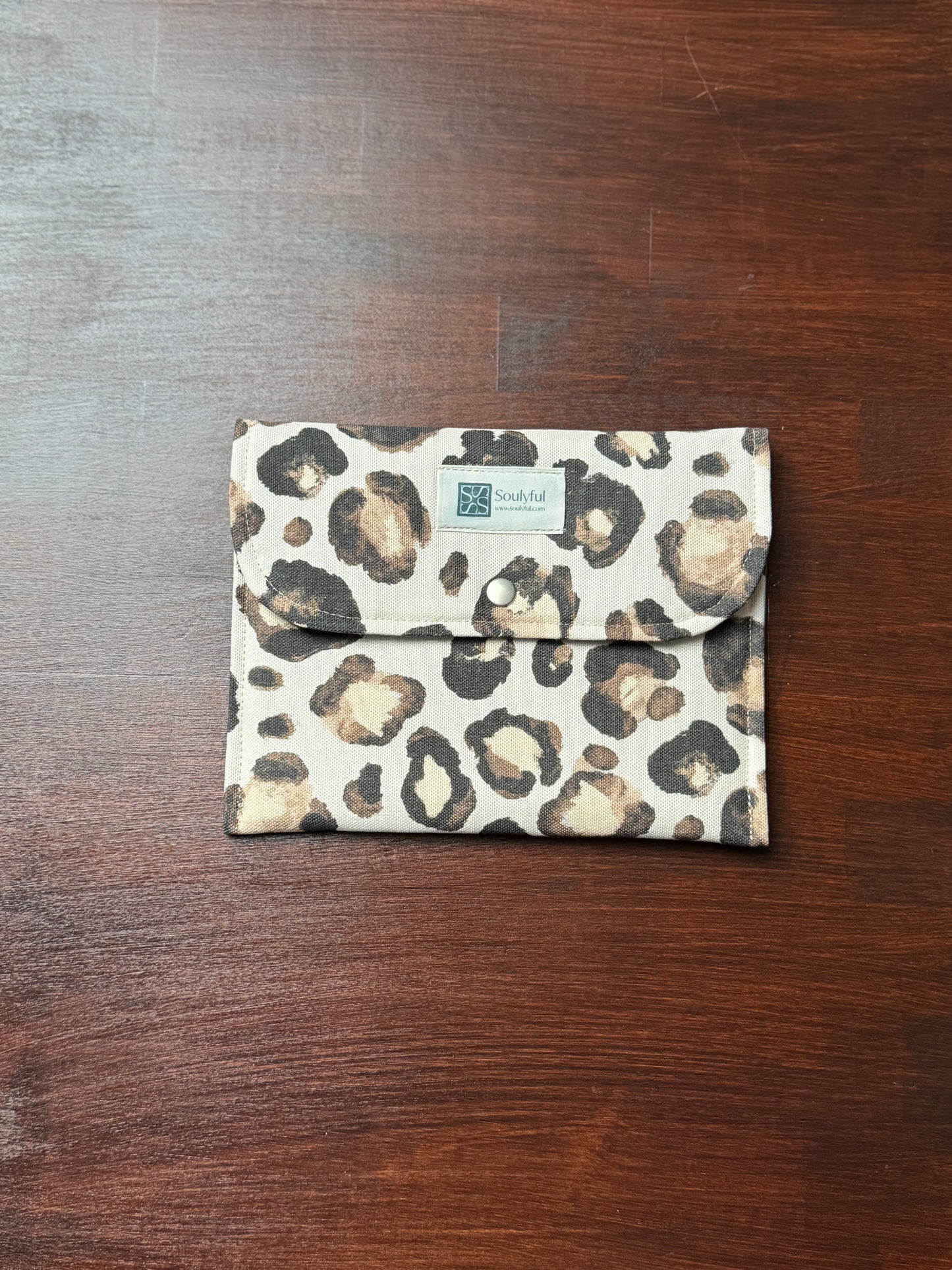 Soulyful Soft Pouch - "Small Pouch Leo Beige"