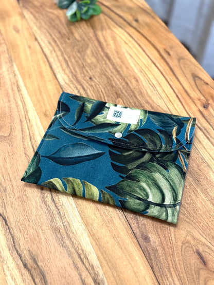 Soulyful Soft Pouch - "Small Pouch Botanical"