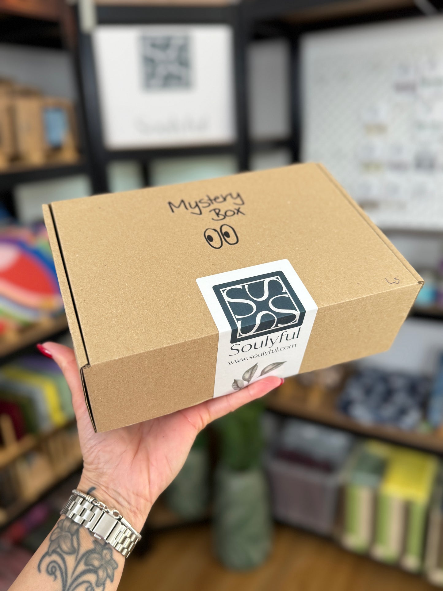 B-Ware Mystery Boxen "S" - Warenwert ca. 40,- EUR