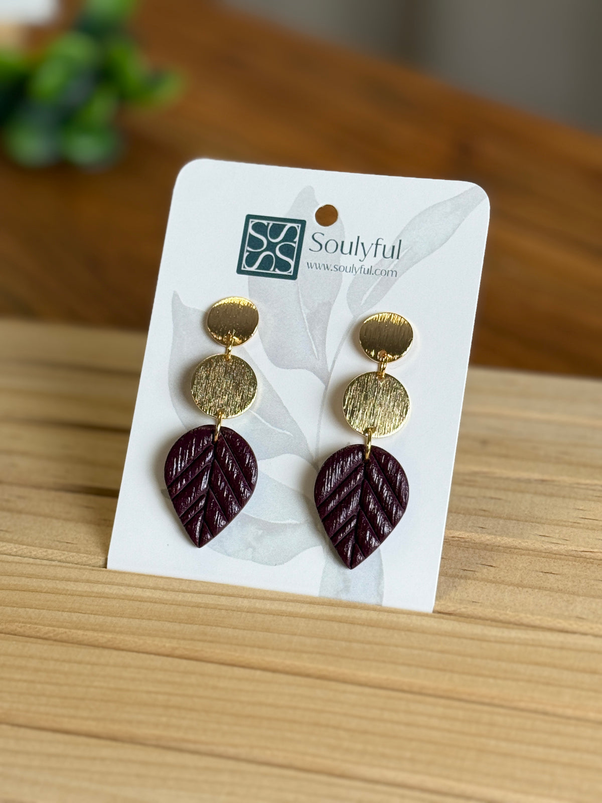 Ohrringe "Golden Plum Leaf"