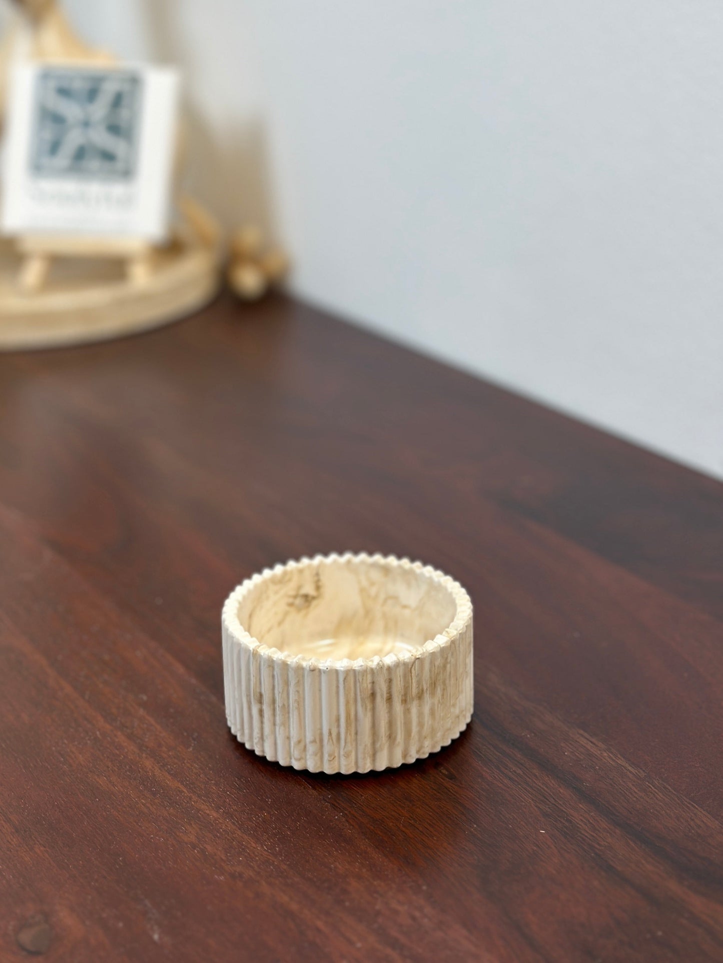 Rundes Schälchen "Riffled Flair" - Verschiedene Farben