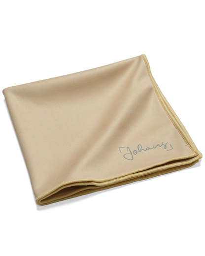 Johans® Mikrofasertuch "Sandgelb" - Stilvolle Reinigung für Brille & Display