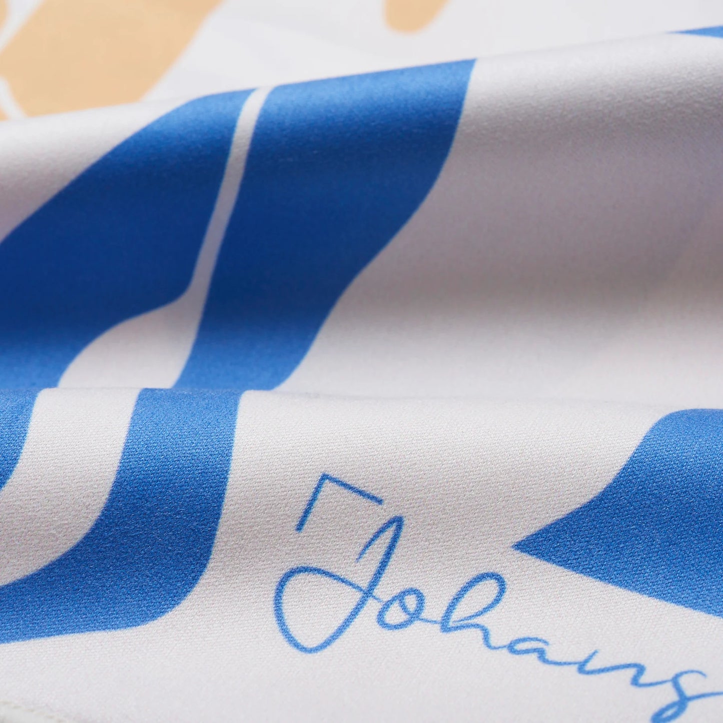 Johans® Mikrofasertuch "Body" - Stilvolle Reinigung für Brille & Display